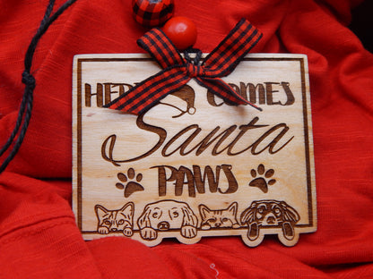 ORNAMENT - Here Comes Santa Paws